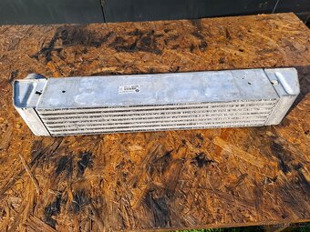 originální Intercooler bmw e60 e61 3.0d m57 - 2