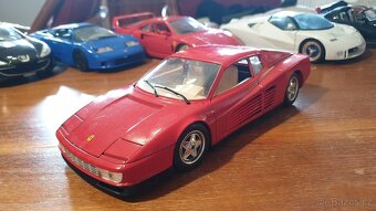 Prodám Ferrari Testarossa 1:18 - 2