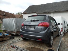 Daruji Kia Venga 1,4i r.v.2012 - 2