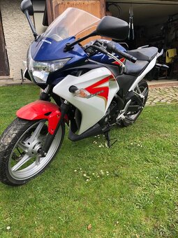 Honda cbr 250 r - 2