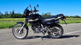 Honda Dominator NX 650, 2002 - 2