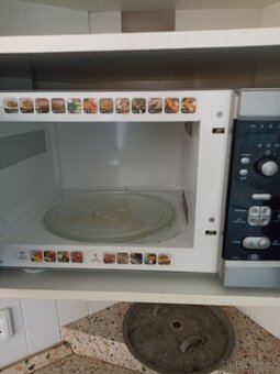 Mikrovlnná trouba Whirlpool - 2