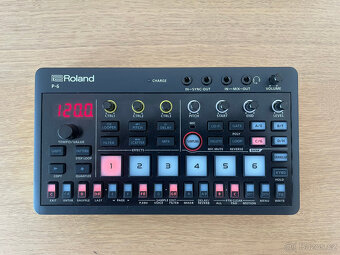 Roland Aira Compact P-6 Sampler - 2