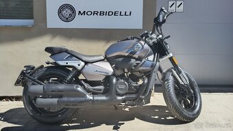Benelli Leoncino Bobber 400 - 2