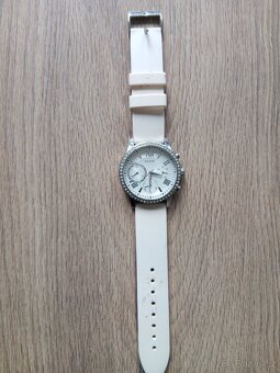 Dámské hodinky značka Guess - 2