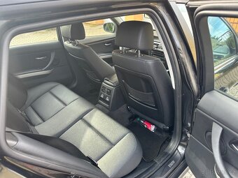 BMW e91 2.0 bizel 2012 rok - 2