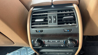 BMW 7  4,4 V8 32V Bi-Turbo - 2