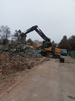 Stojrník stavebních strojů - 2