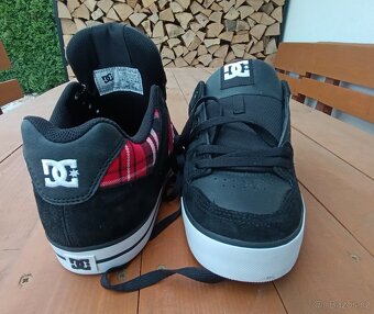 Nové boty tenisky DC shoes vel.42-43 - 2