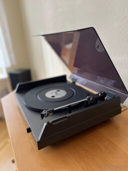 Gramofon Tesla NC 470 se sbírkou nehraných LP - 2