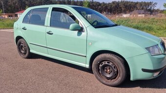 Škoda Fabia 1.4 50 kw, hráškově zelená - 2