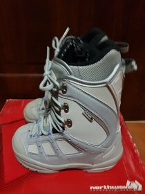 Prodám úplně nové boty na snowboard NORTHWAVE v.37 - 2