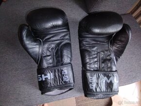 Boxerské rukavice Musashi Thai 3 velikost 12 - 2