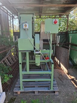 Stojanová okružní pila - 2