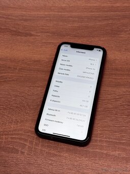 iPhone XR 64GB (baterie 100%) - 2