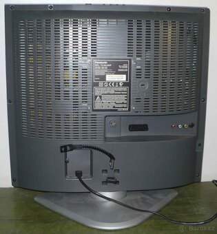 LCD televize 50cm Panasonic, 20 palců 5:4, nemá HDMI - 2