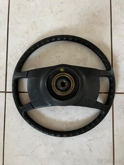 Volant Mercedes-Benz - 2