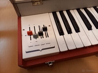 Retro harmonium Delicia mini - 2