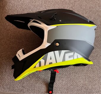 Motokrosová Helma Raven Airborne Evo Černá - 2