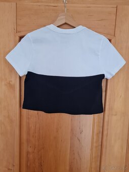 Dámské cropp tričko zn. Nike vel. XS - 2