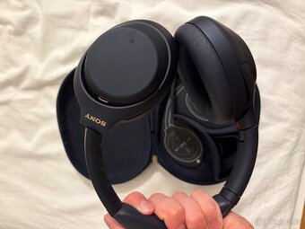 Sony Hi-Res WH-1000XM4 - 2