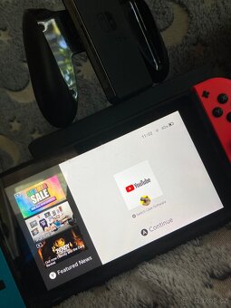 Nintendo Switch (Minecraft, Spyro + další hry na účtu) - 2