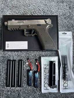 Airsoft pistol Novritsch SSE18 set - 2
