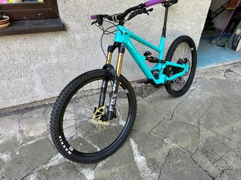 YT Industries Capra 4 - 2