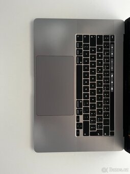 Prodám MacBook Pro (2019, 15") - výkonná konfigurace 💻🔥 - 2