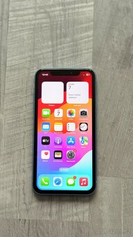 iPhone XR 64GB blue modrý pěkný stav - 2