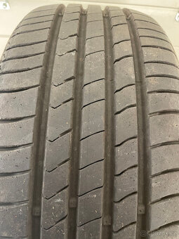 Kumho Esta 215/45 R16 86H 4Ks letní pneumatiky - 2