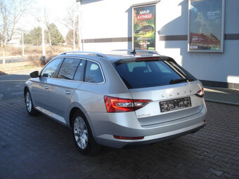 Škoda Superb 2.0 TDi DSG NAVI SPORTLINE - 2