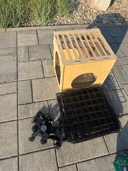 Prodám klec + domek - 2