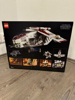 Lego válečná loď republiky Star Wars 75309 - 2