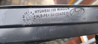 Plastová vana do kufru – G4122ADE20 (Hyundai i30 kombi) - 2