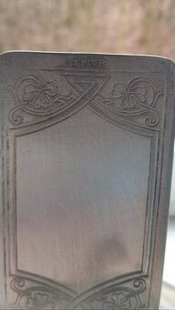 Popelník se stojanem na zápalky - 2