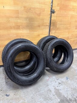 Zimní pneu 215/65/16 č.1 - 2