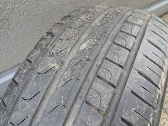 Letní pneu 215/60 R16 - 2