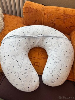 Kojící polštář - 2