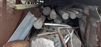 Prodám staré trámy - 2