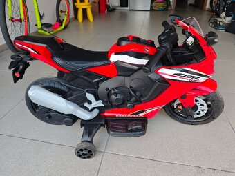 Dětská motorka Honda CBR 1000RR - 2