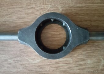 Ruční vratidlo pro závitová očka - 2