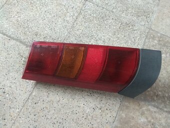 Levé zadní světlo Renault5 - 2