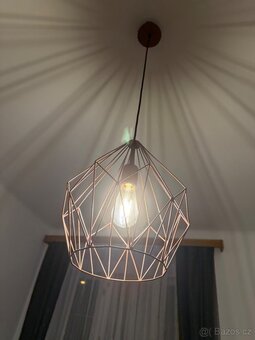 Rose gold lustr - 2