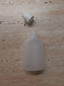 Plastová lahvička (kapátko) - 2