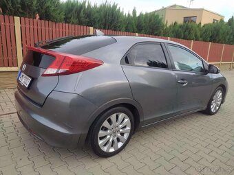 Honda Civic 2.2i-DTEC 110kW Exekutive - 2