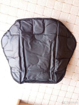 Prodám magnetický batoh na nádrž motorky - 2