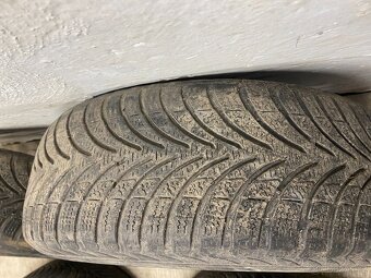 4x PLECHOVÝ DISK 6Jx15H2 ET47 5x112 S PNEU APOLLO 195/65R15 - 2
