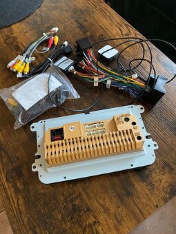 2 DIN RADIO Octavia 2 - 2