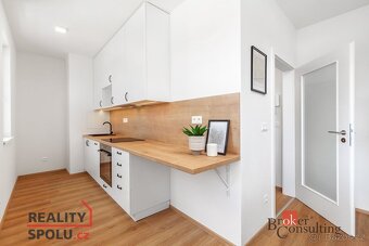 Pronájem, byty/1+kk, 27 m2, Luhanova 1484, 53701 Chrudim, Ch - 2